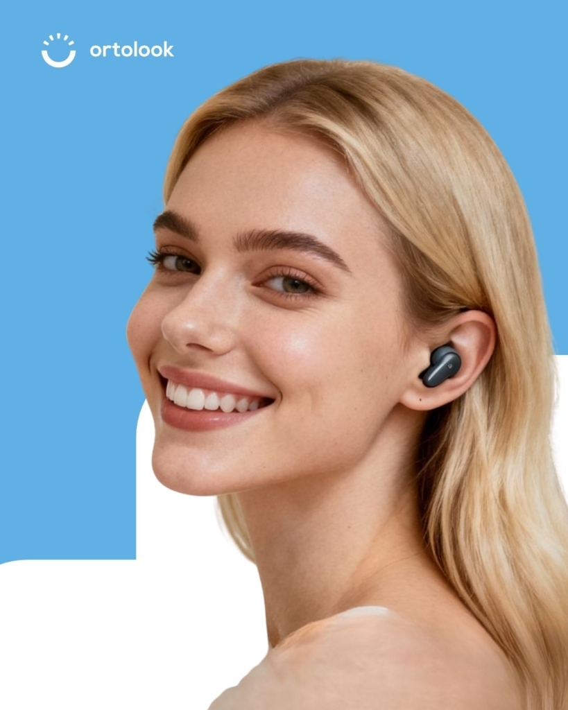 Plava-djevojka-nakon-skidanja-aparatica-Ortolook-Zagreb-Ortodoncija